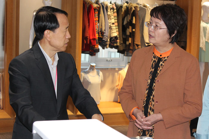 全國總工會到聯橋集團調研女職工權益保障工作