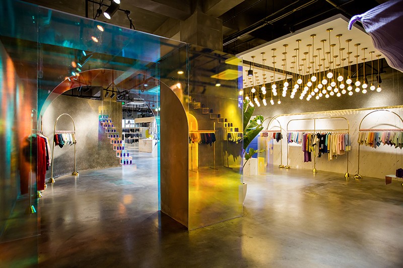 微信圖片_20181129214229.jpg “創意 · 跨越 國家毛衫紗線資源共享平臺啟動儀式”在威海聯橋集團盛裝啟幕(圖14)