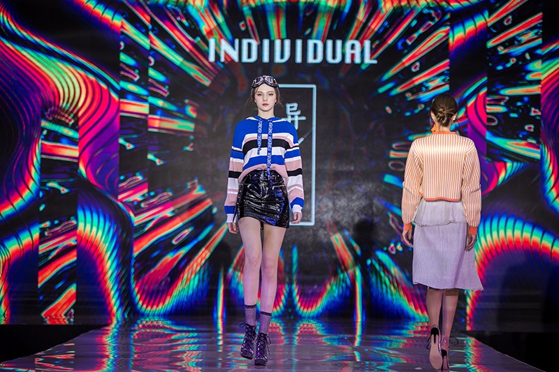 “創意 · 跨越 國家毛衫紗線資源共享平臺啟動儀式”在威海聯橋集團盛裝啟幕(圖55) “創意 · 跨越 國家毛衫紗線資源共享平臺啟動儀式”在威海聯橋集團盛裝啟幕(圖55)