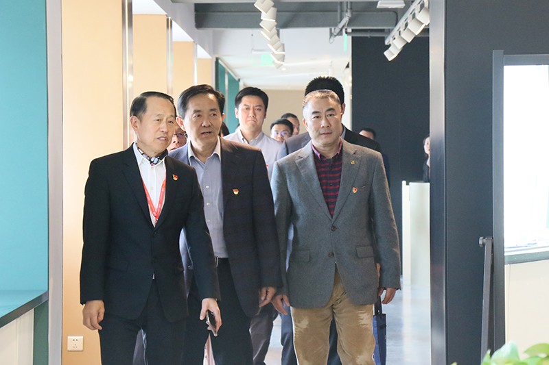 微信圖片_20191101164209.jpg 中國出口信用保險公司領導到聯橋集團調研(圖1)