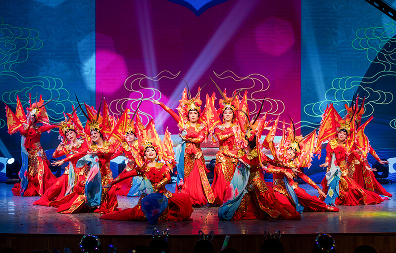 歡欣鼓舞迎新春，滿懷豪情攀高峰 | 聯橋集團2020迎新春聯歡晚會激情開演(圖22)