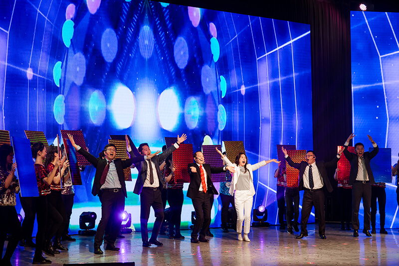 歡欣鼓舞迎新春，滿懷豪情攀高峰 | 聯橋集團2020迎新春聯歡晚會激情開演(圖45)