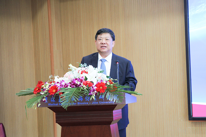 聯(lián)橋集團(tuán)黨委書記、董事長慕镕鍵當(dāng)選為吉林大學(xué)威海校友會首任會長(圖7)